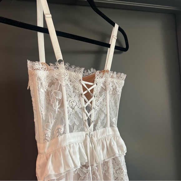 V. Chapman The Cassia Maxi Dress in White Size 0 NEW! New with tags! - Picture 12 of 13